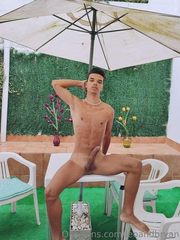 leoandbryan image #5