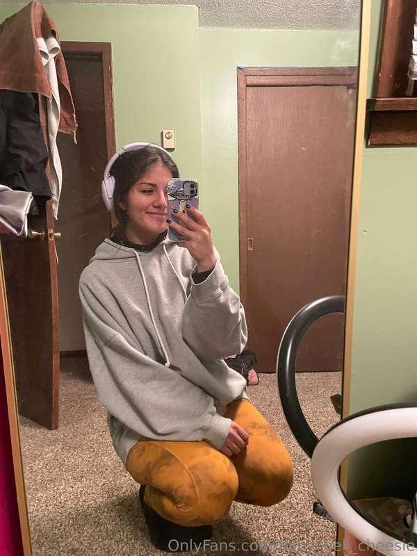 Being alone is hard at times but I’m just growing :)