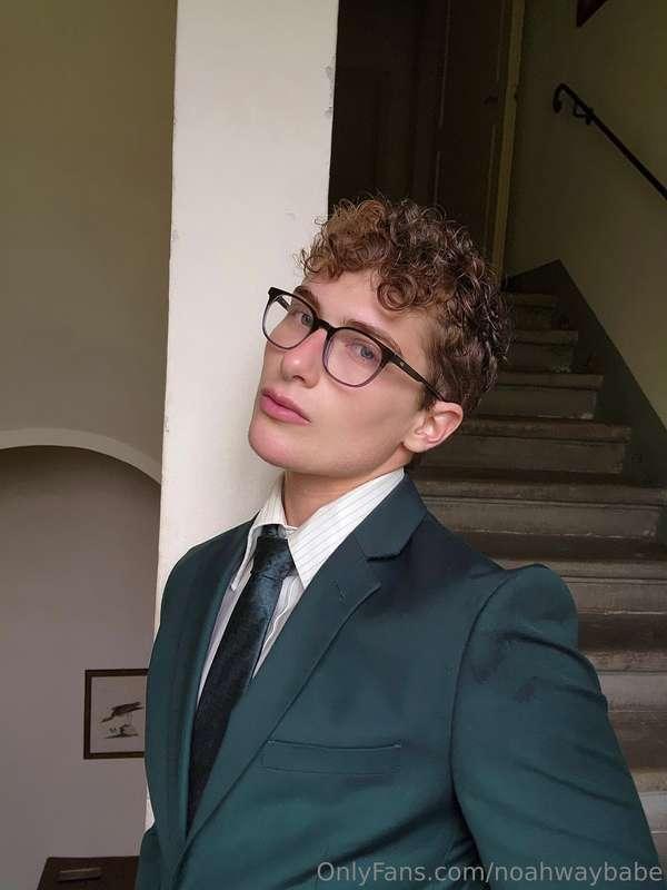 went to a wedding today (not mine, don’t worry)