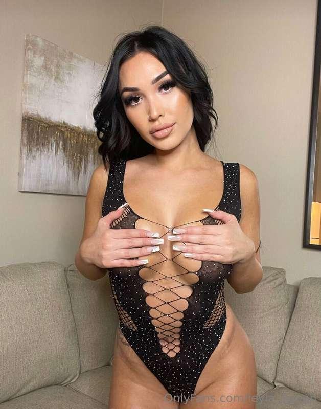 ADD MY BESTIE 🤍 @mayarosexoxo 🤍 🙈 KINK AND FETISH FRIENDLY 🥰..