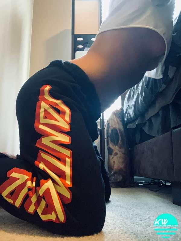 😋