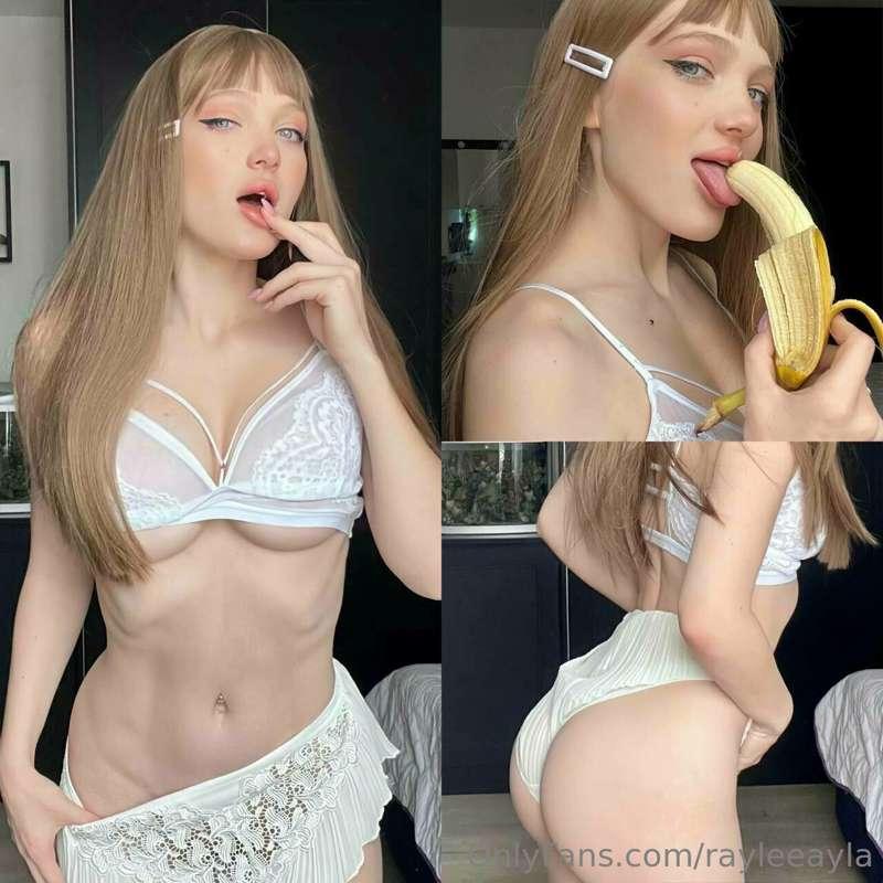 Extremely HORNY and KINKY blonde @nightlyy is online now and..