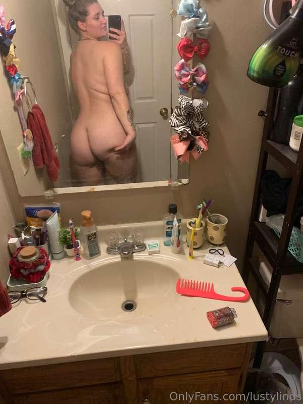 How are you guys doing today? 🥰 let me make some content for..