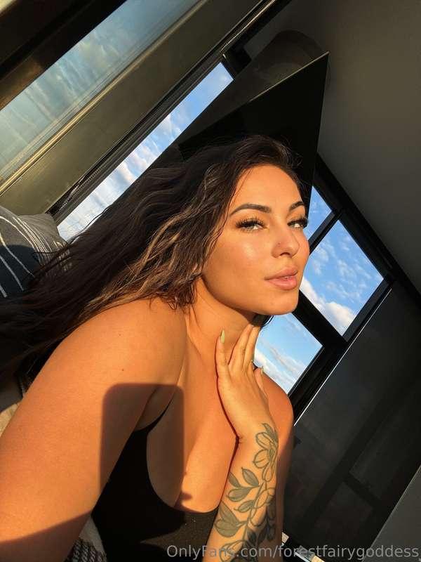What turns you on the most?  Neck kisses do it for me 🙈