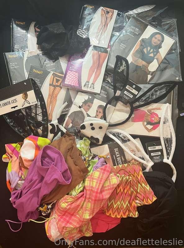 I think I may have some stuff to try on for Daddy!! 😜