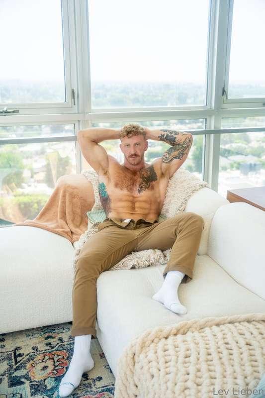 King energy, filthy cravings 👑