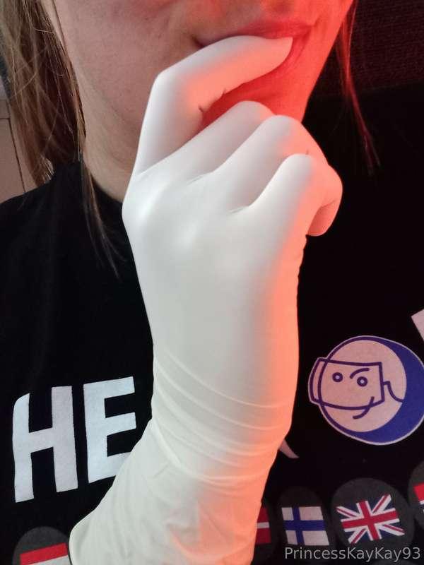 I was naughty..and I snapped you some close-ups! And a mount..