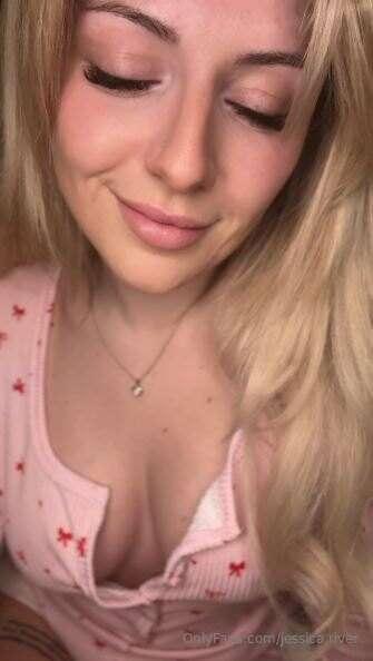 can i be your valentine?😉 i would appreciate it if you could..