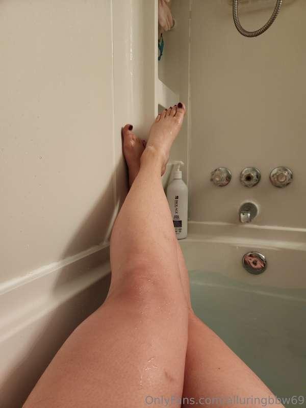 alluringbbw69 image #10