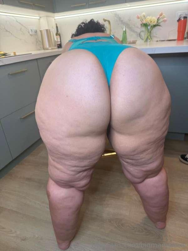 Hey baby - lets see your cock?? 😈