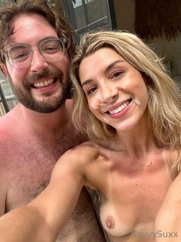 When your best friend is covered in your man’s cum 💦

@mathe..