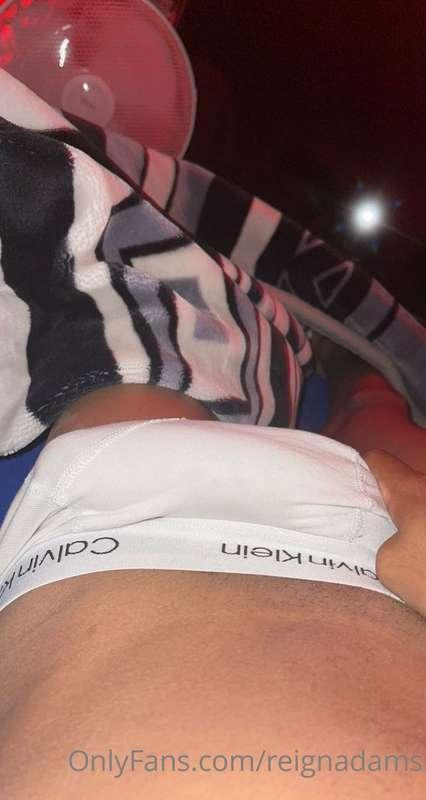 always get hard in my Calvin’s 💦💦  who wants to entertain me..