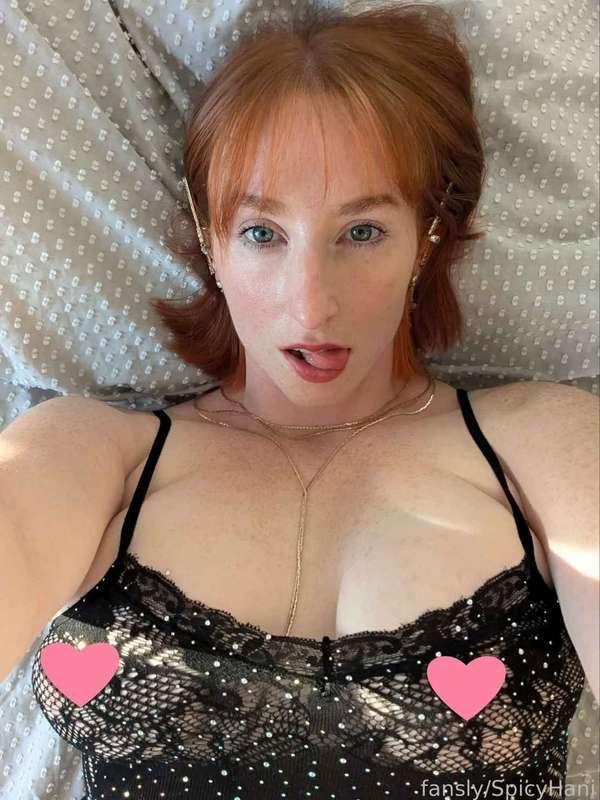 Do u like my necklace? 😩🙈