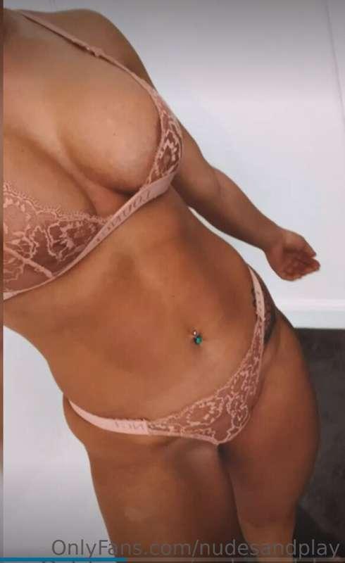 # ***Check out this Hottie❤️🔥*** @nudesandplay  Free page, s..