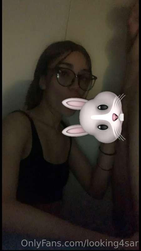 Sucking your cock till you cum on my tongue 👅💦