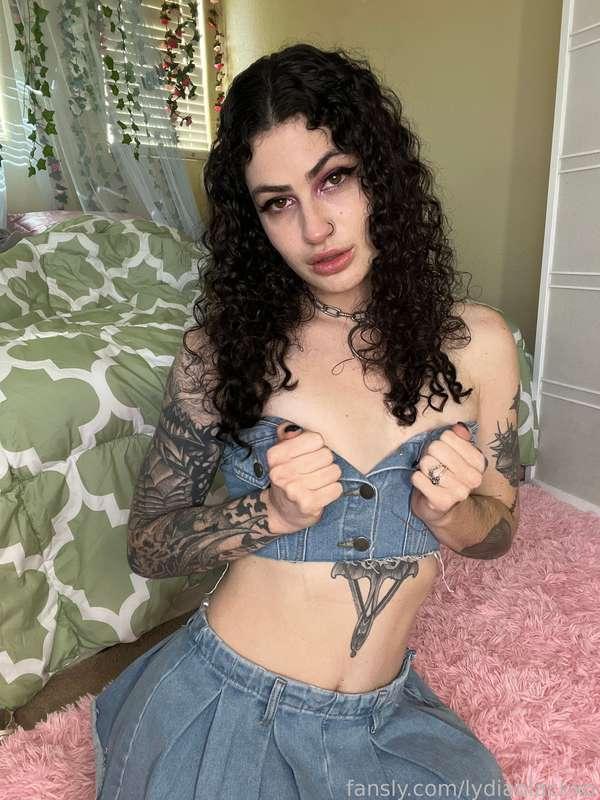 lydiablackxo image #2