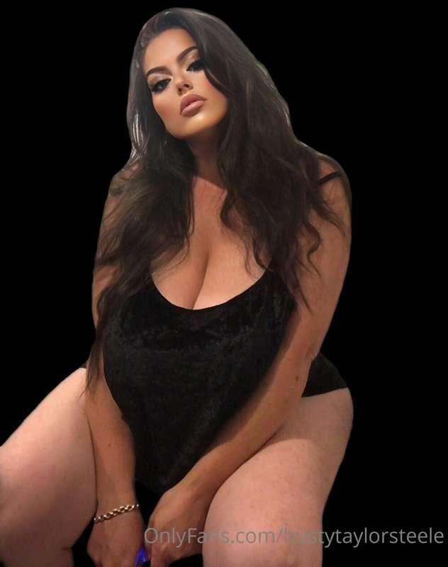 Don’t forget to join me on my VIP page, right now subs are h..