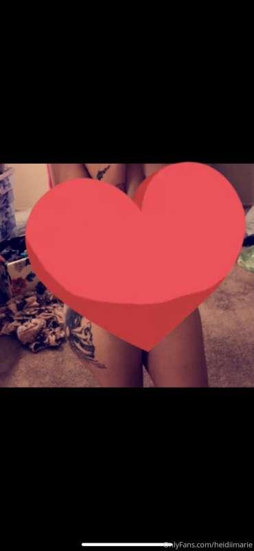 What color are my panties?🖤❤️💚💜