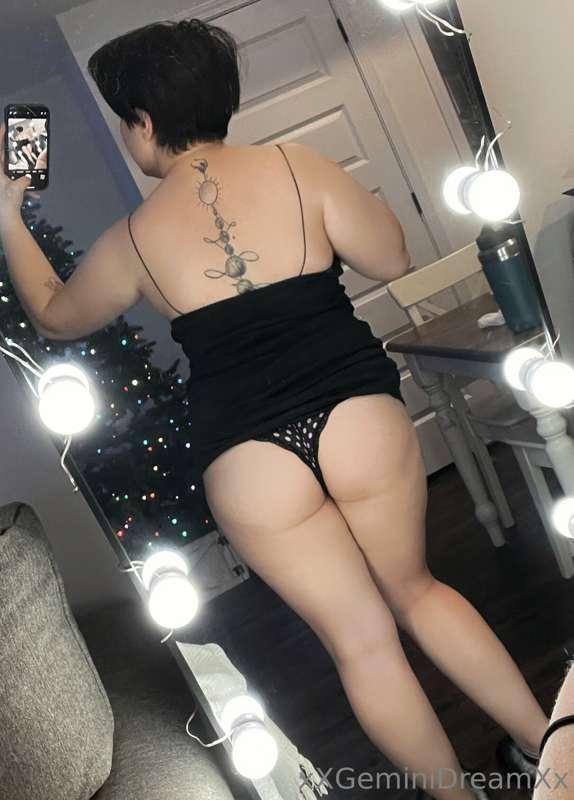 Totally forgot to show the back view 🥵