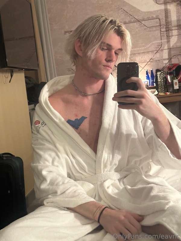 Got some new stuff, ask me in my DMs 😉