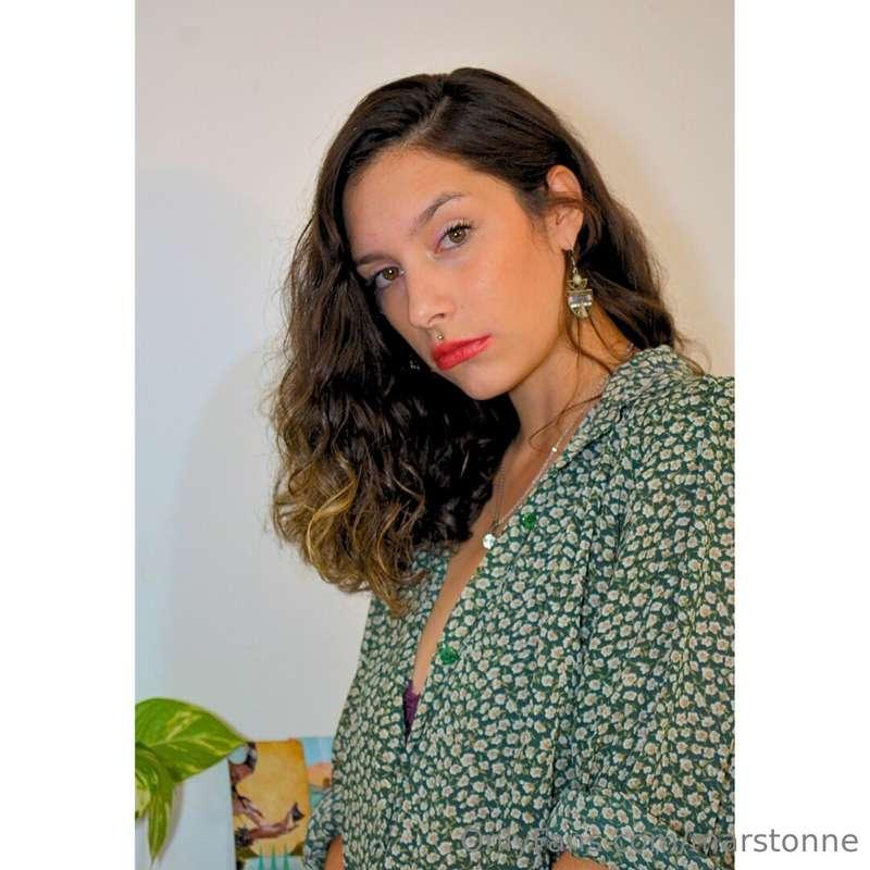 What do you think about my look and my shirt? It's soft silk..