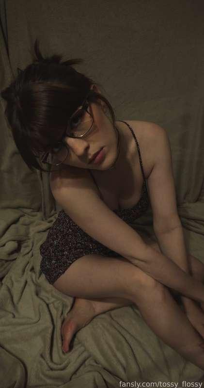 #fyp #foryou #young #sexy #student #dress #glasses #redhead 