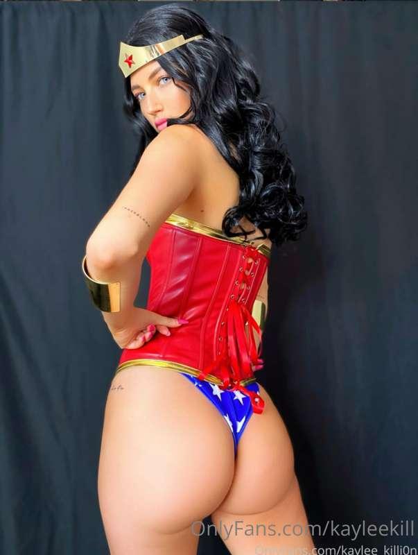 What’s your favorite cosplay of mine? 🇺🇸