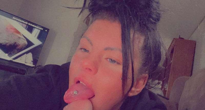 letting me suck you like this? 🥵