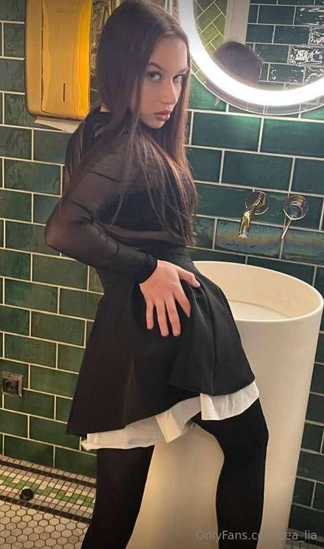 My girlfriend @yana.yanis a real nymphomaniac who enjoys bei..