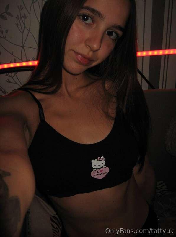 🔥𝗙𝗥𝗘𝗘 𝗢𝗡𝗟𝗬 𝗡𝗢𝗪🔥FINALLY 18 @m.e_alexis make FREE SUB FOR FIRS..