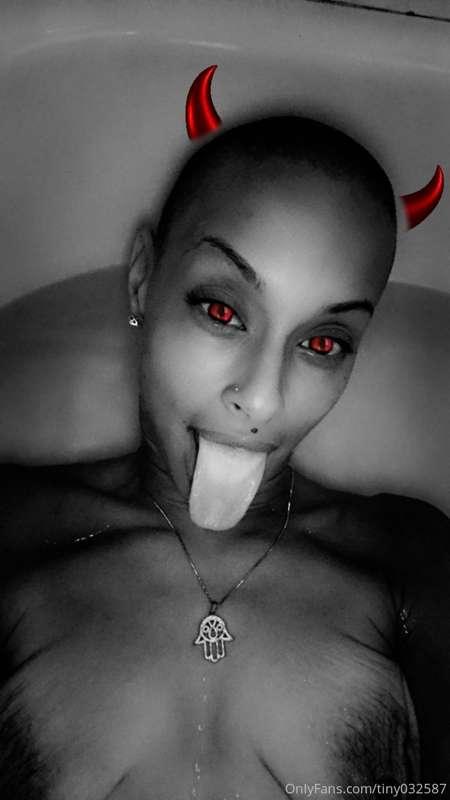 Which do you prefer #bad 😈 or #good 😇