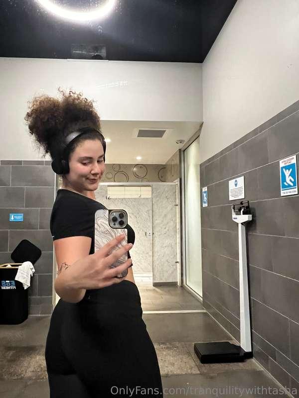 Getting my sweat on😅