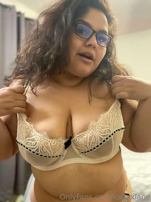 Do I look cute in glasses?
