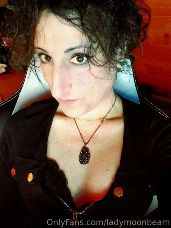 Brutal week, but this chick is tougher, cruel icy fingers of..