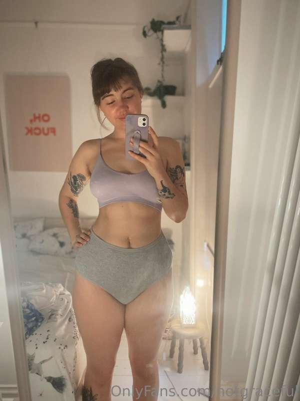 Mess up my bed with me. 🤭