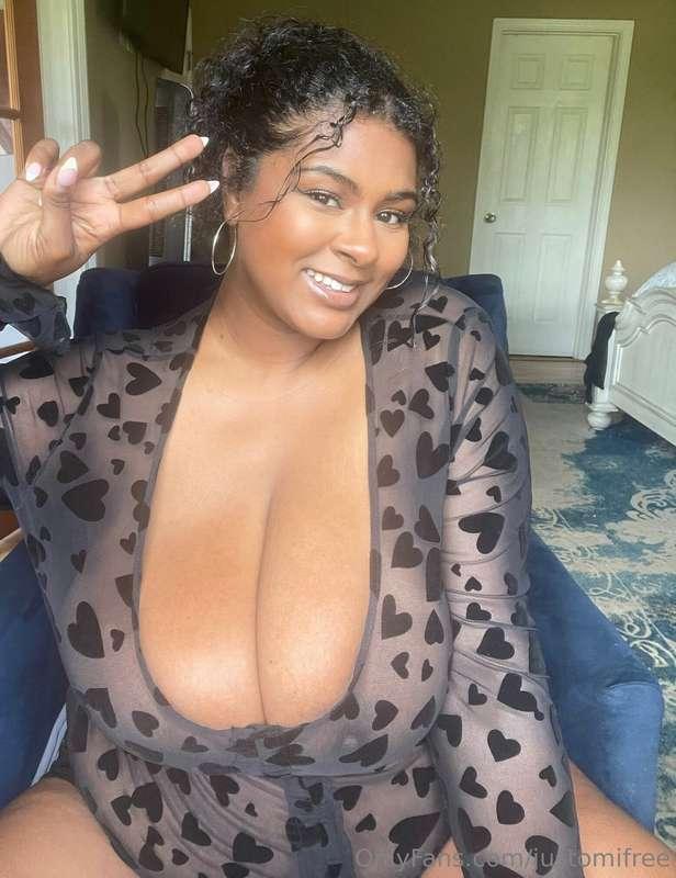 Have a good day at work 🤗 check your DM’s before you go