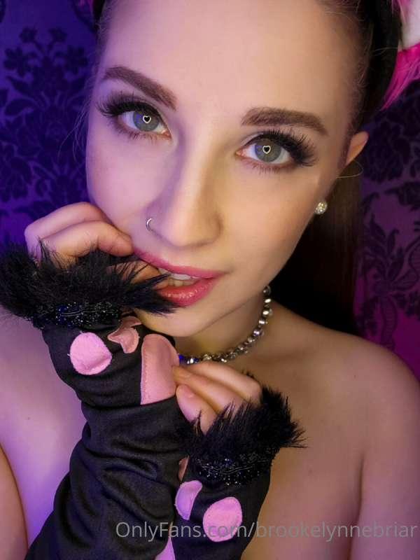 Eyes just for you 🥰