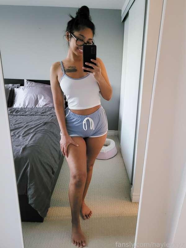 I already have this set in purple but it's one of my favourites! So I bought it again in blue this time 🥰