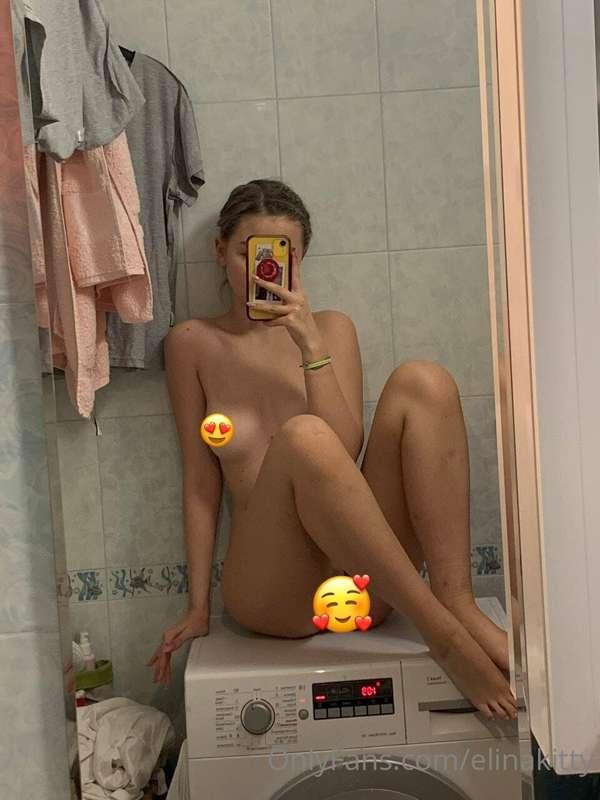 I want to show you how hot I can be😘🔥