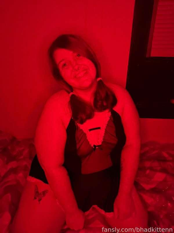 bhadkittenn image #1