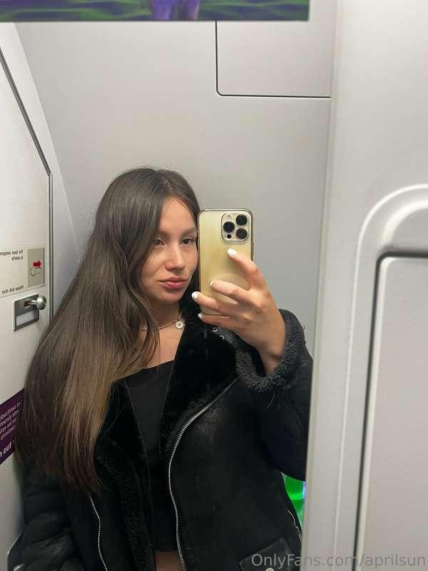 Me pillo una turbulencia en el baño 🥵✈️