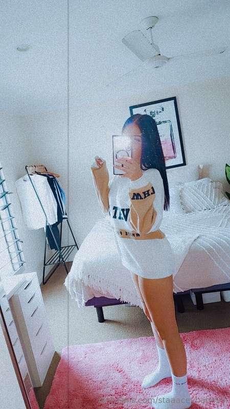 No pants ofc 🫶