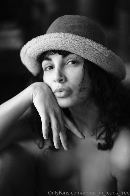 Kiss me and never let me go 