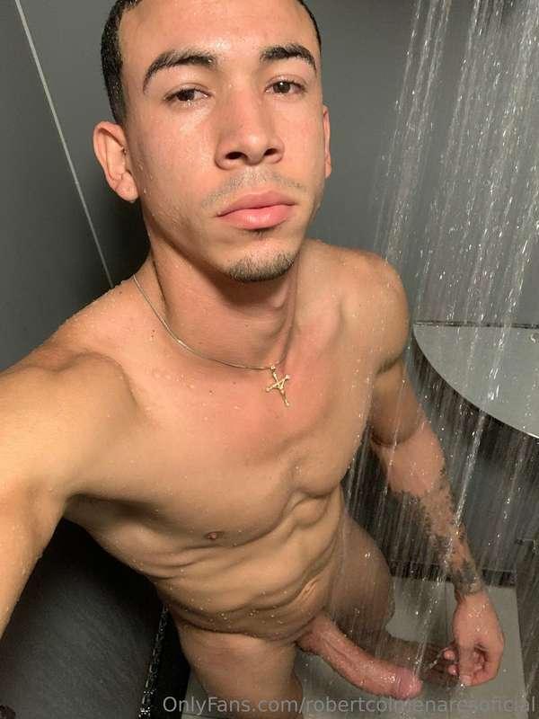 robertcolmenaresoficial image #1