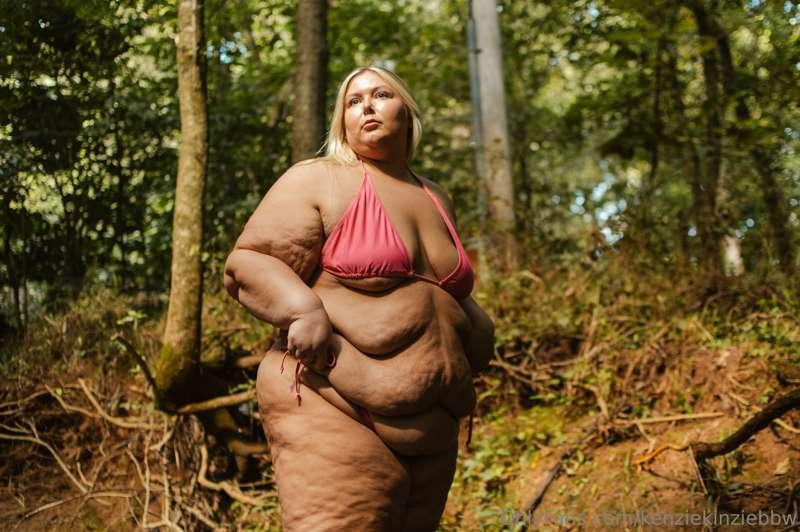 kenziekinziebbw image #10