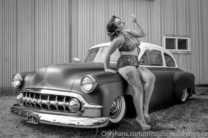 Here’s a sneak peak from my set that’s going to be featured ..