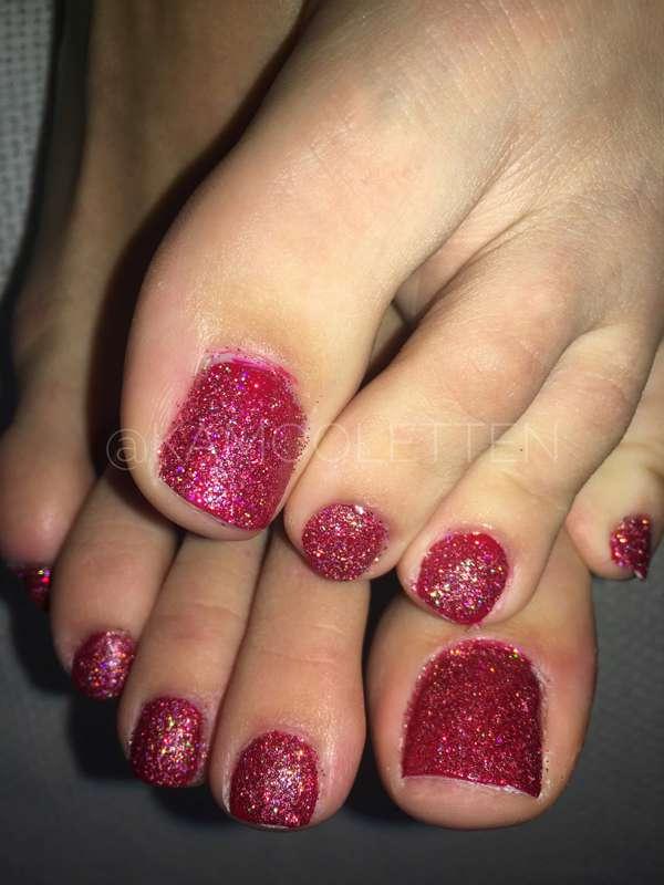 Hello boys, 
I am going to mani & pedi at January 18. Be a g..