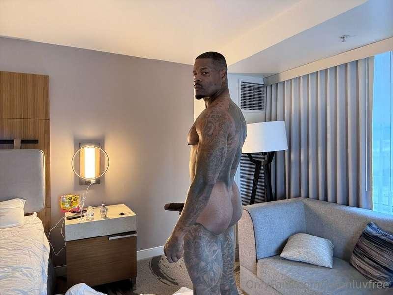 come and see me on my https://onlyfans.com/iamjasonluv and g..