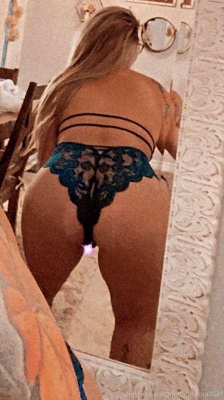 𝙁𝙚𝙚𝙡𝙞𝙣𝙜 𝙖 𝙡𝙞𝙩𝙩𝙡𝙚 𝙡𝙤𝙣𝙚𝙡𝙮 𝙩𝙤𝙣𝙞𝙜𝙝𝙩.. 𝙨𝙚𝙣𝙙 𝙖 $5 𝙩𝙞𝙥 𝙖𝙣𝙙 𝙄 𝙬𝙞𝙡𝙡 𝙜..