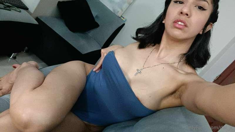 Que rico sentirla 🍆en mi boca🤤 

.
.
.
.

Suscríbete y tócat..